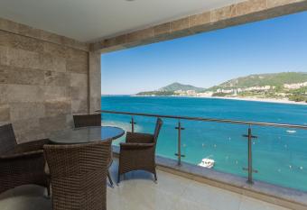 Adriatic Raf Apartments allows 18 year olds to book a room