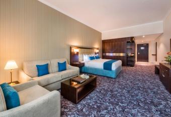 Golden Tulip Doha Hotel allows 18 year olds to book a room