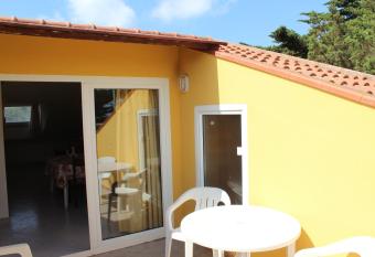 La Mansarda has Balcony rooms
