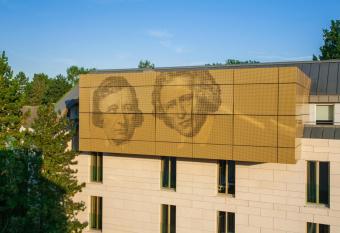 Hotel Gude has Balcony rooms