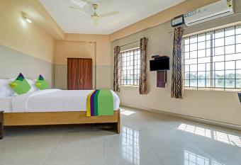 Treebo Trend Green Land Kushalnagar allows 18 year olds to book a room
