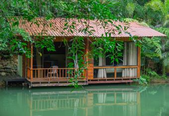 Caba  as del Lago has Balcony rooms