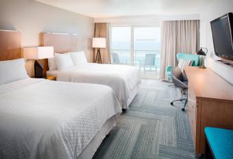 Four Points by Sheraton Destin-Fort Walton Beach has Balcony rooms