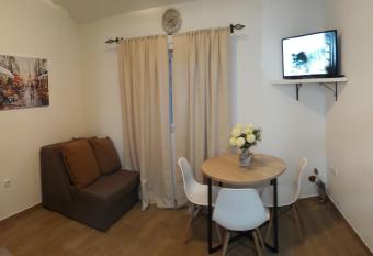 Apartment Kustudic has Balcony rooms