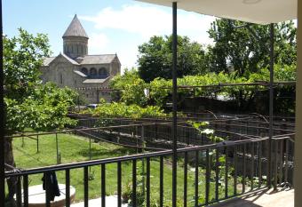 Guest house Ebralidze has Balcony rooms