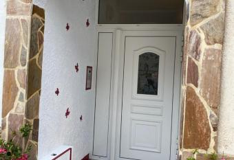 christiane cere has Balcony rooms