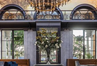 Oatlands Park Hotel allows 18 year olds to book a room