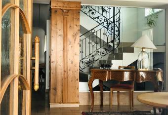 Haus Barbarahof allows 18 year olds to book a room