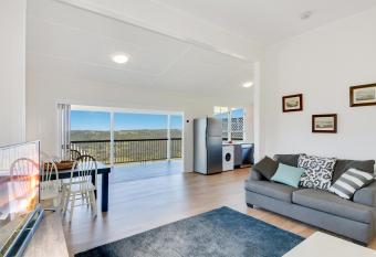 Cloud Hill allows 18 year olds to book a room