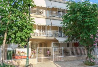 Zachos has Balcony rooms