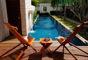 Two Villas HOLIDAY - Oxygen Style Bang Tao Beach, Phuket allows 18 year olds to book a room