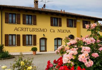 Agriturismo C   Nuova allows 18 year olds to book a room