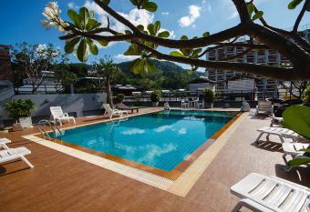 Platinum Hotel and Apartments has Balcony rooms