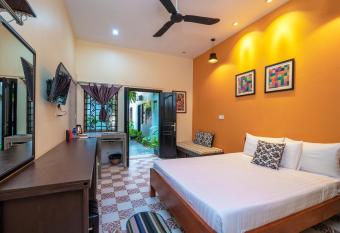 BO27 House allows 18 year olds to book a room