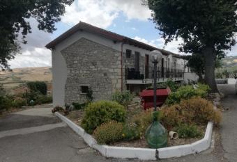 B&B Pozzo Innamorato has Balcony rooms