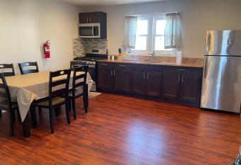 JD Apartment and House has Balcony rooms