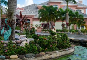 Villa Dora Mae has Balcony rooms