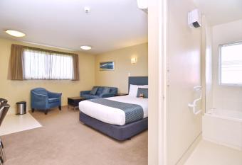 The Riverstone has rooms with a private hot tub