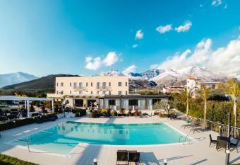 Kora Park Resort has Balcony rooms