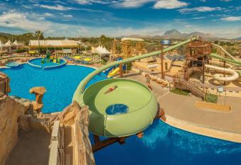 Magic Robin Hood has Smoking rooms