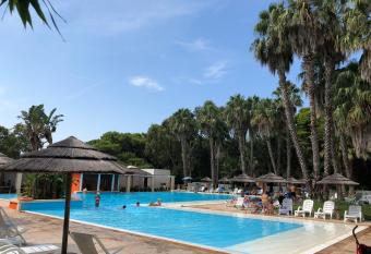 Villa Azzurra has Balcony rooms