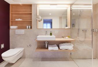 Hotel Gasthof zum Ochsen has Balcony rooms