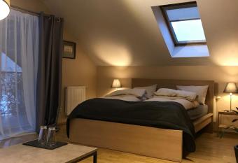 ,,  lanka has Balcony rooms