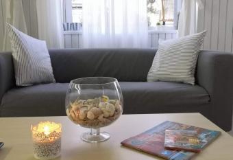 Hotel Rania has Balcony rooms