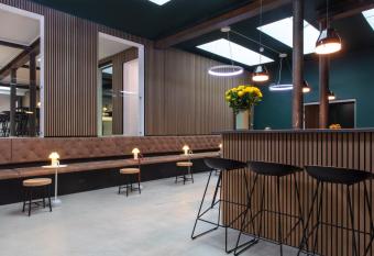 Sleepcph allows 18 year olds to book a room