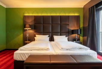 Haverkamp Suites allows 18 year olds to book a room