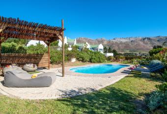 Wind-Rose Guest House allows 18 year olds to book a room