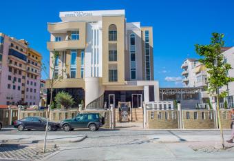 Hotel Vila Koral has Balcony rooms