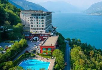 Appartamenti Lago di Como allows 18 year olds to book a room