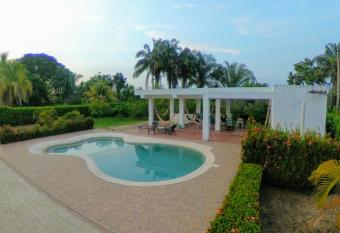 Casa 007 has Balcony rooms