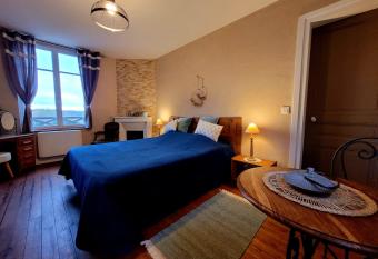 Le Panoramique allows 18 year olds to book a room