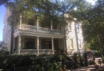 22 Charlotte has Balcony rooms