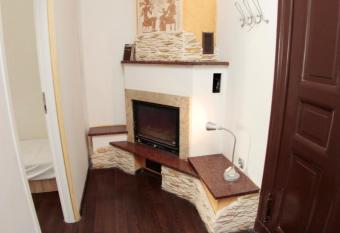 Pit Stop Hostel has Balcony rooms