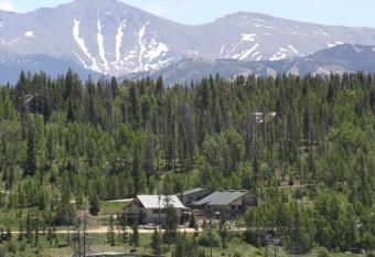 Hideaway Mountain Lodge has Balcony rooms