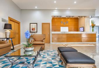 Plaza Inn American Loft allows 18 year olds to book a room