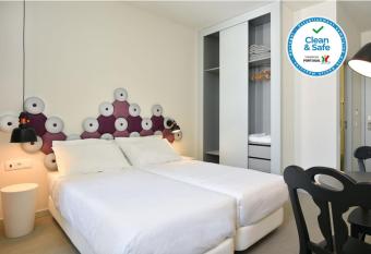 Ca  arola Dois - Alojamento local has Balcony rooms