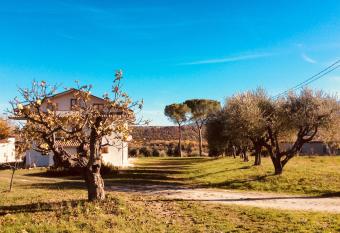 Le Terre D Abruzzo has Balcony rooms