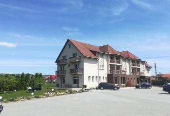 Vila Gong has Balcony rooms