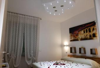 Vapama Rooms has Balcony rooms