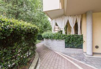 Parco di Monza Apartment has Balcony rooms