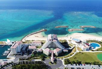 Sheraton Okinawa Sunmarina Resort has Balcony rooms