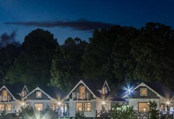 Magnolia Pokoje Go  cinne has rooms with a private hot tub