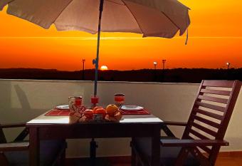 Studio At The Beach allows 18 year olds to book a room