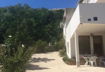 Ljiljana i Kristina has Balcony rooms