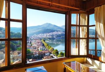 Guesthouse Filoxenia has Balcony rooms