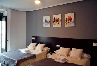 Habitaciones Universal has Balcony rooms